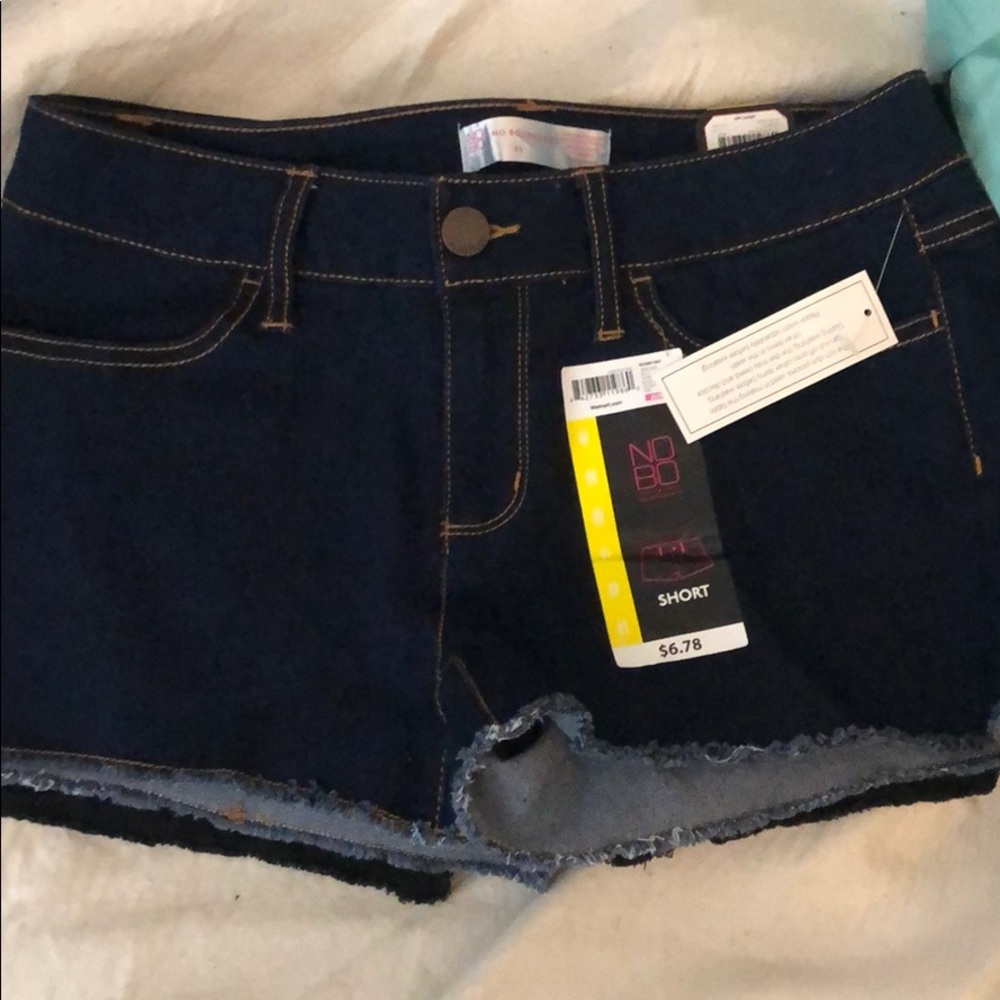 Shorts - Picture 2 of 2